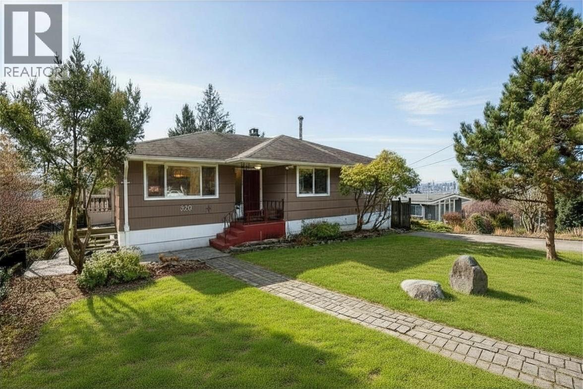 320 SEAFORTH CRESCENT, Coquitlam, British Columbia