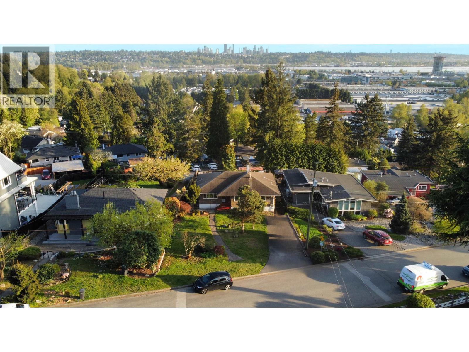 320 Seaforth Crescent, Coquitlam, British Columbia  V3K 2M4 - Photo 27 - R3113242