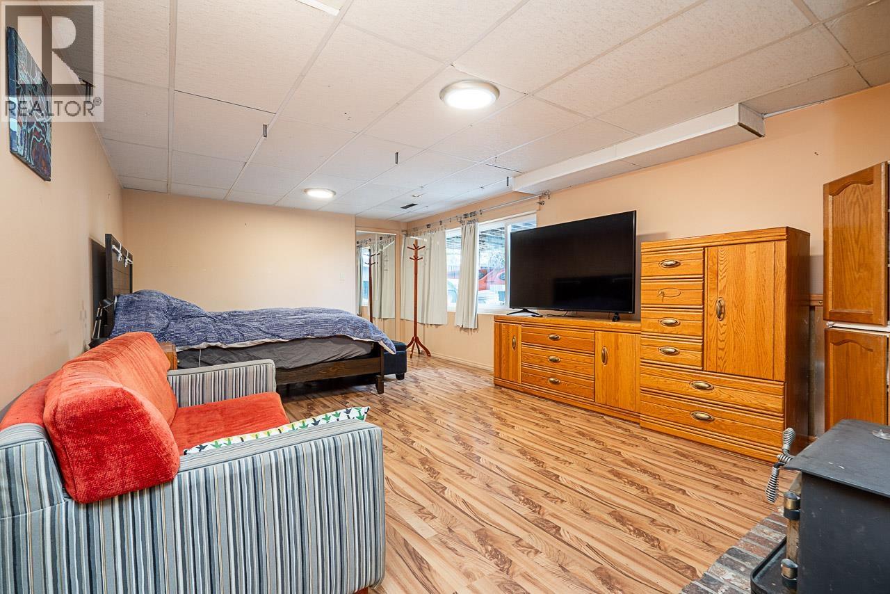 320 Seaforth Crescent, Coquitlam, British Columbia  V3K 2M4 - Photo 19 - R3113242