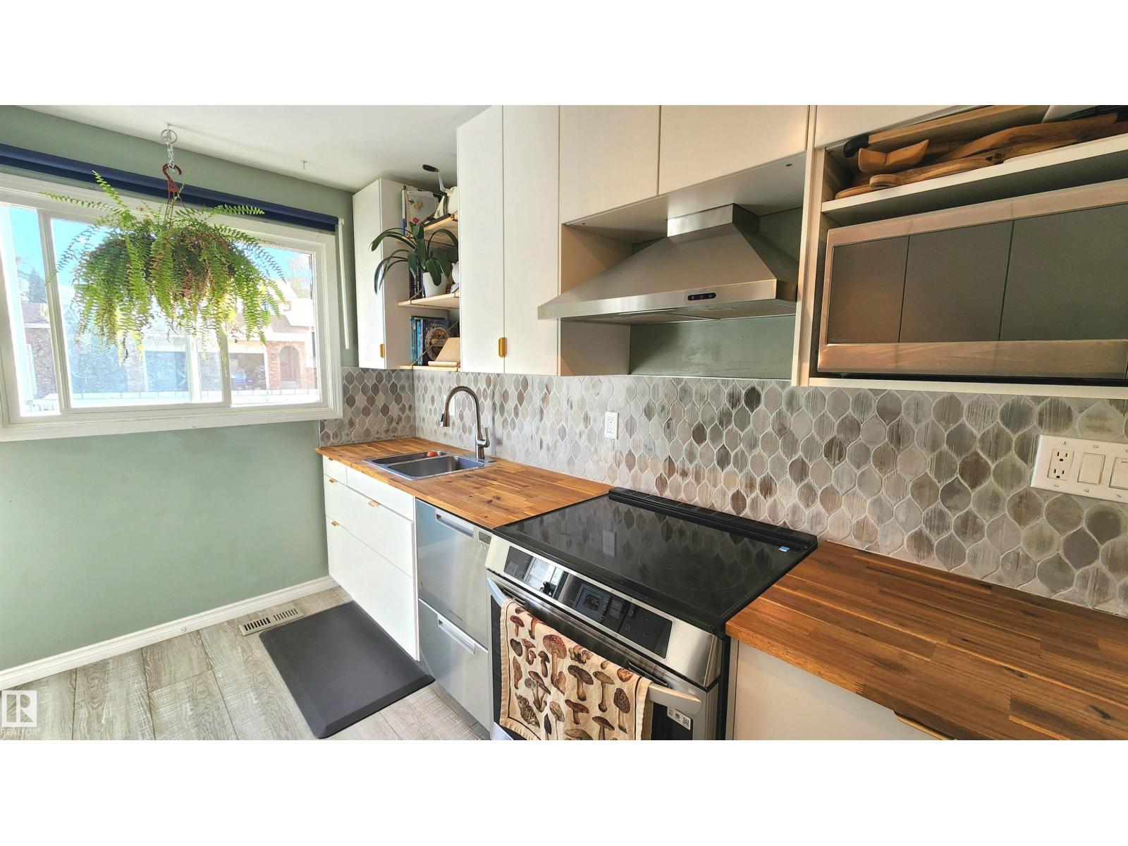 3531 46 St Nw, Edmonton, Alberta  T6L 5C6 - Photo 11 - E4483287