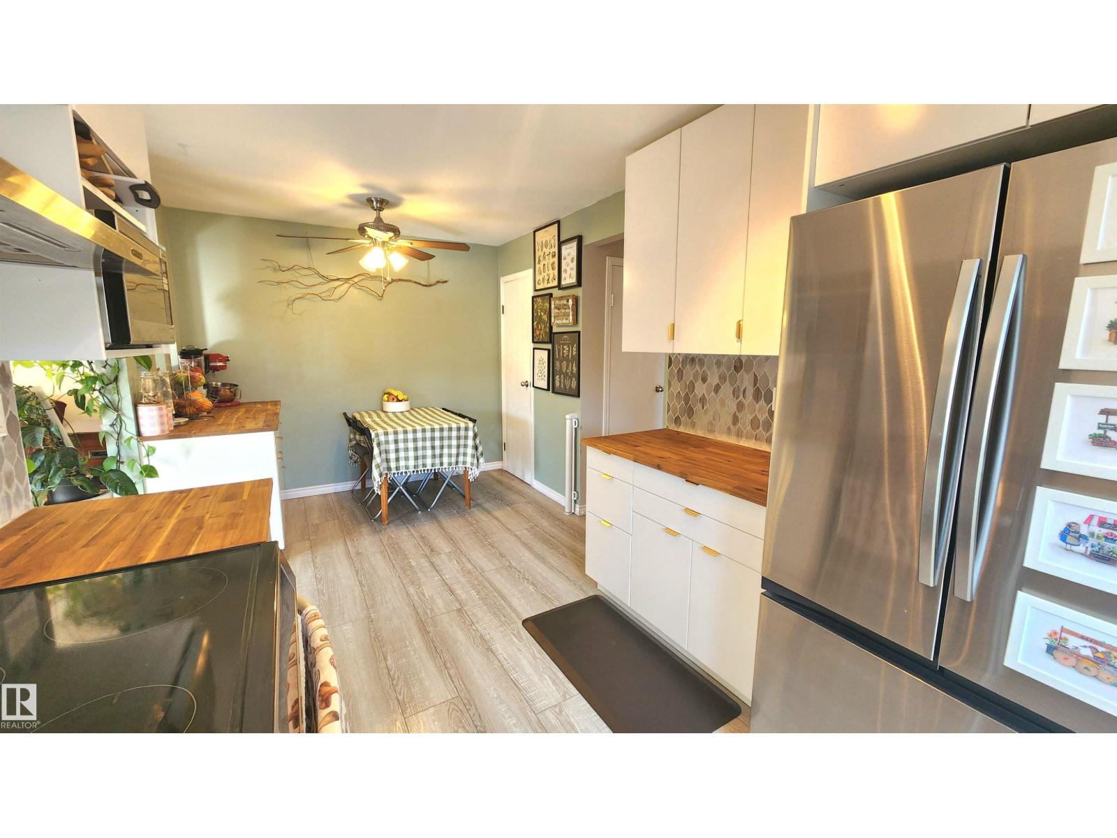 3531 46 St Nw, Edmonton, Alberta  T6L 5C6 - Photo 8 - E4483287