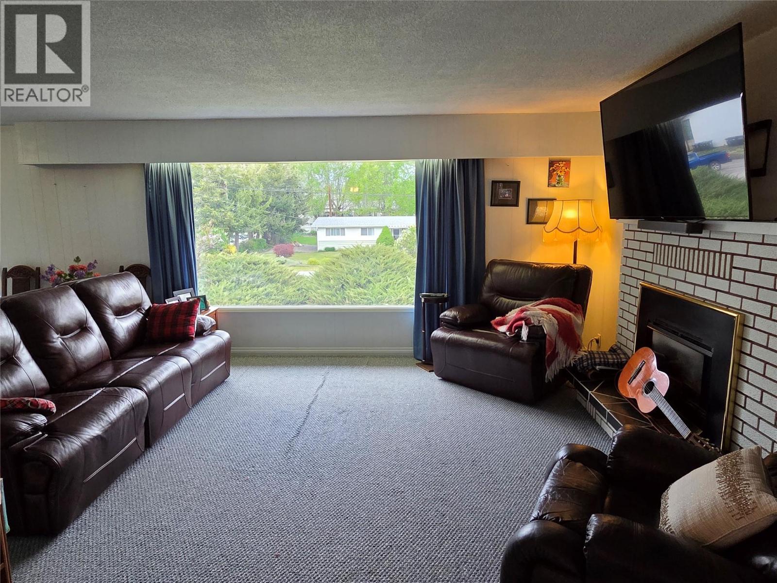 723 3rd Avenue, Keremeos, British Columbia  V0X 1N2 - Photo 5 - 10384153