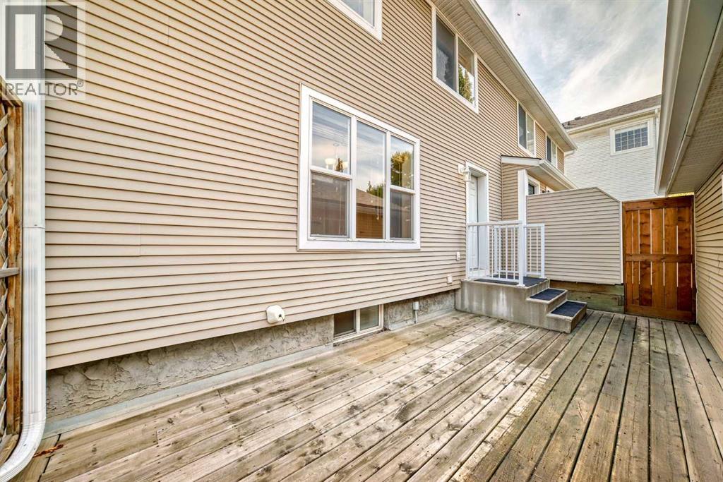 42 Ypres Green Sw, Calgary, Alberta  T2T 6M1 - Photo 46 - A2252885