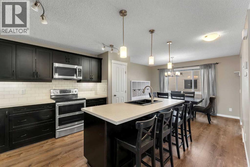 23 Copperpond Square SE, Calgary, Alberta  T2Z 0X2 - Photo 8 - A2290398