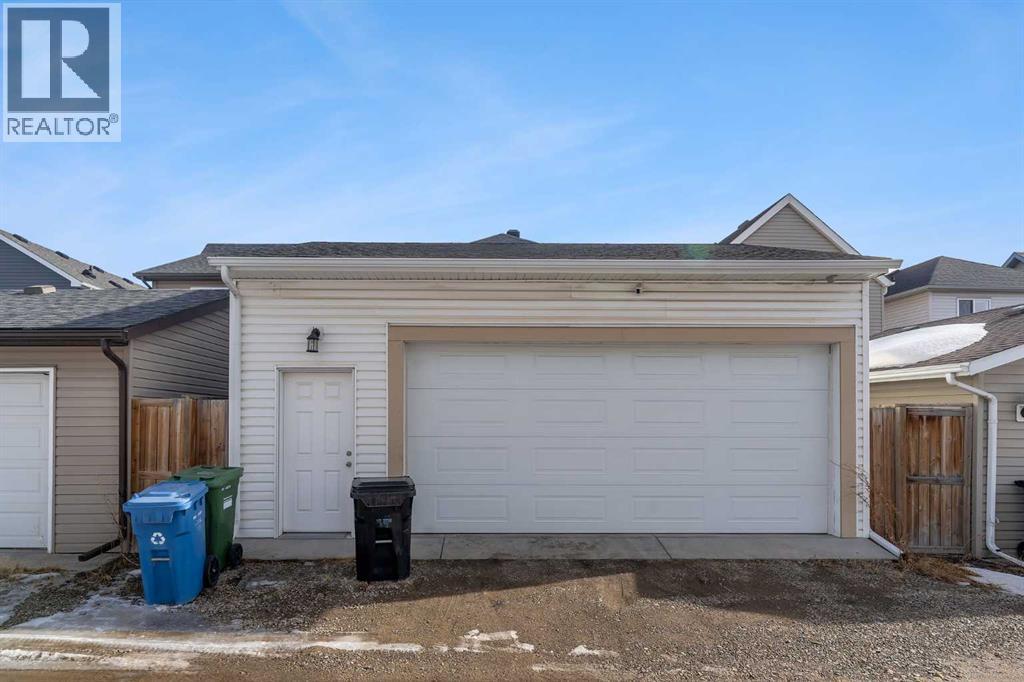 23 Copperpond Square SE, Calgary, Alberta  T2Z 0X2 - Photo 27 - A2290398