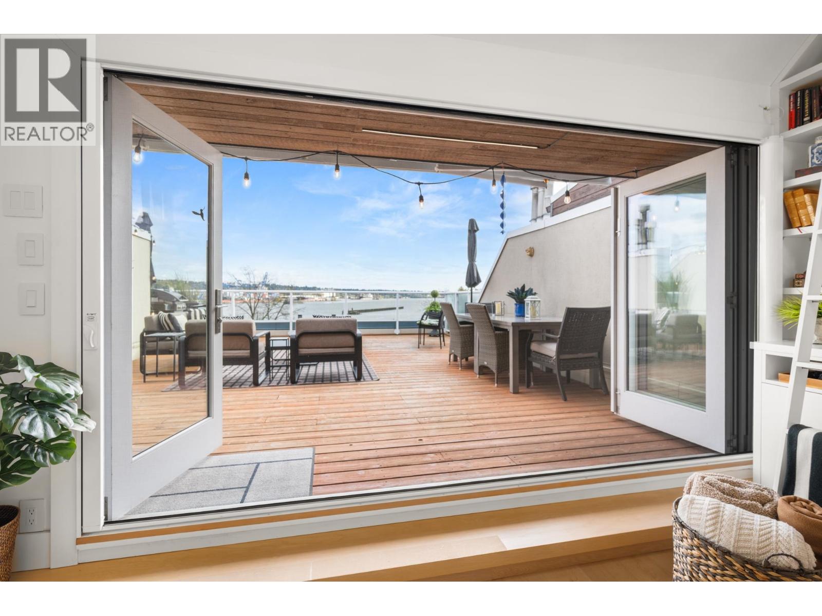 418 5 K De K Court, New Westminster, British Columbia  V3M 6B6 - Photo 15 - R3113399