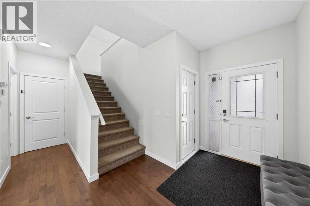 7 Redstone Park Ne, Calgary, Alberta  T3N 1B5 - Photo 4 - A2292151