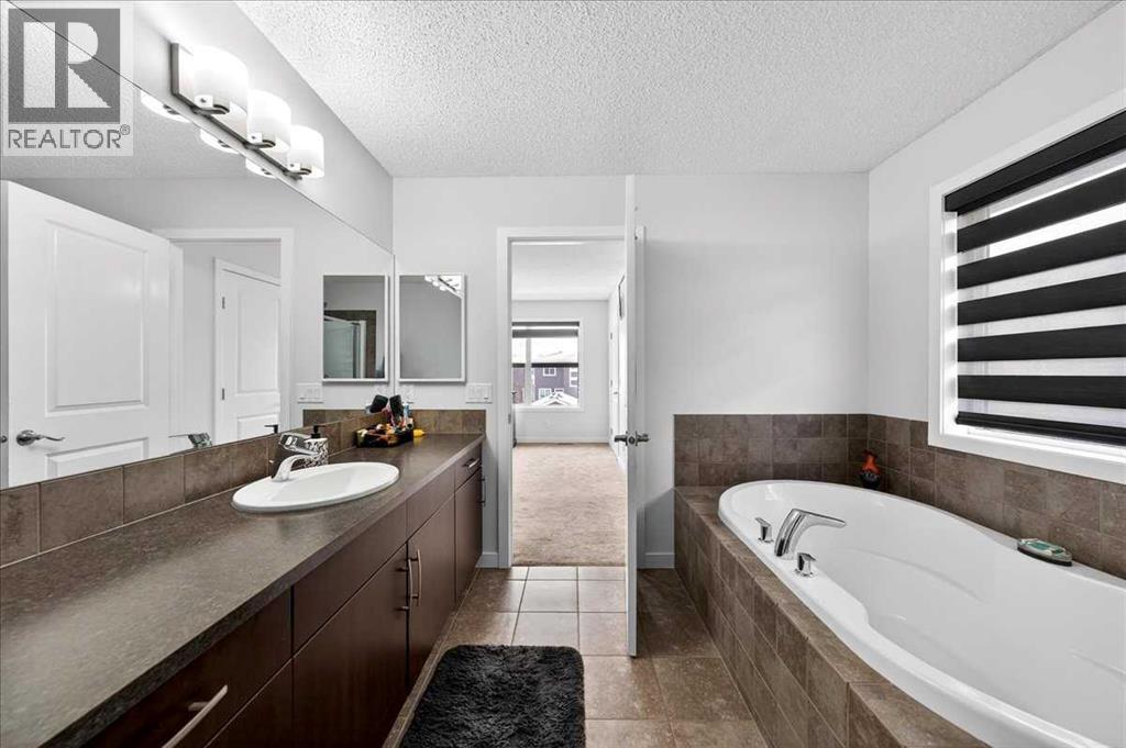 7 Redstone Park Ne, Calgary, Alberta  T3N 1B5 - Photo 35 - A2292151