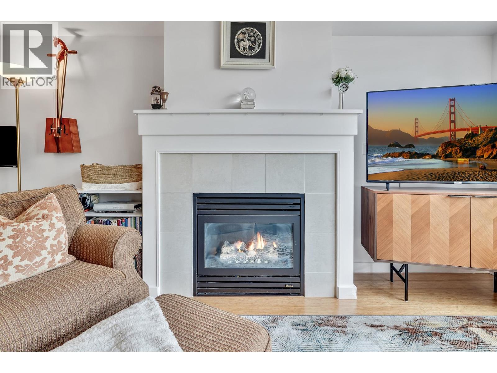 3264 Clermont Mews, Vancouver, British Columbia  V5S 4X3 - Photo 9 - R3113654