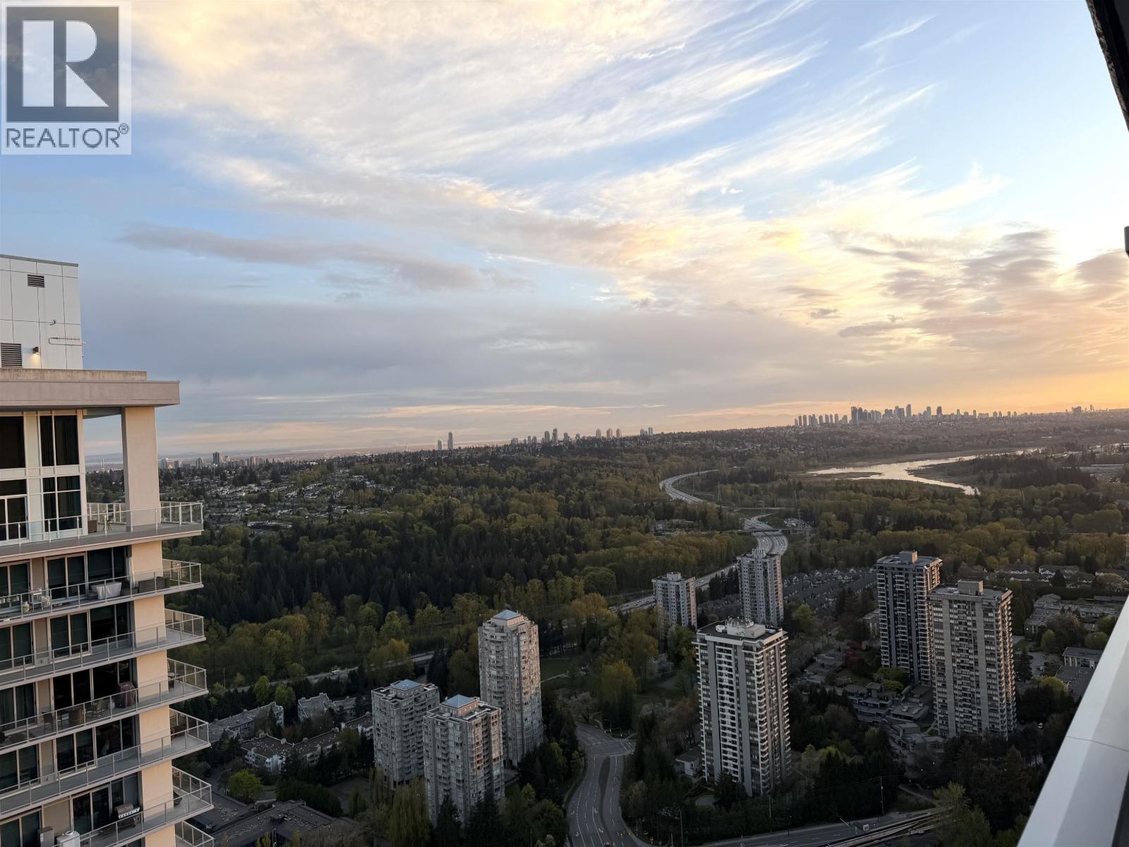 4801 3809 Evergreen Place, Burnaby, British Columbia  V3J 0M1 - Photo 6 - R3110447