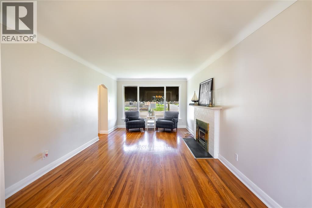 1203 Colborne Road, Sarnia, Ontario  N7V 3K9 - Photo 9 - 26007355