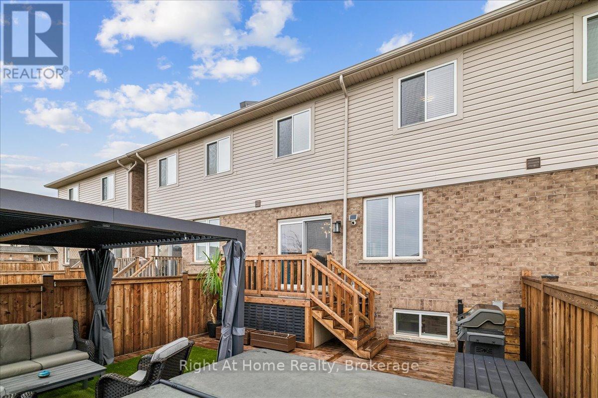 67 Foothills Lane, Hamilton, Ontario  L8E 0K1 - Photo 44 - X13023414