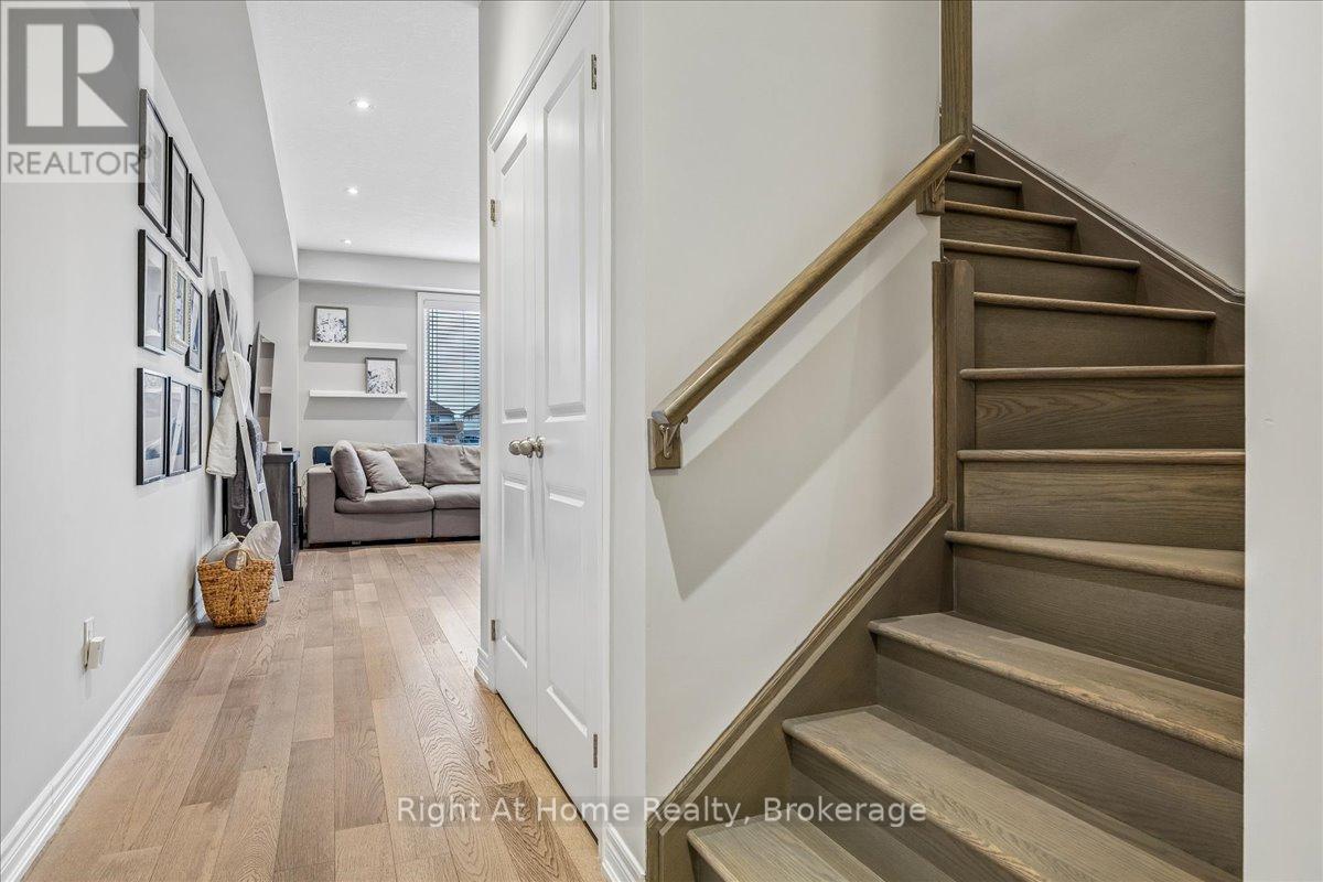 67 Foothills Lane, Hamilton, Ontario  L8E 0K1 - Photo 6 - X13023414