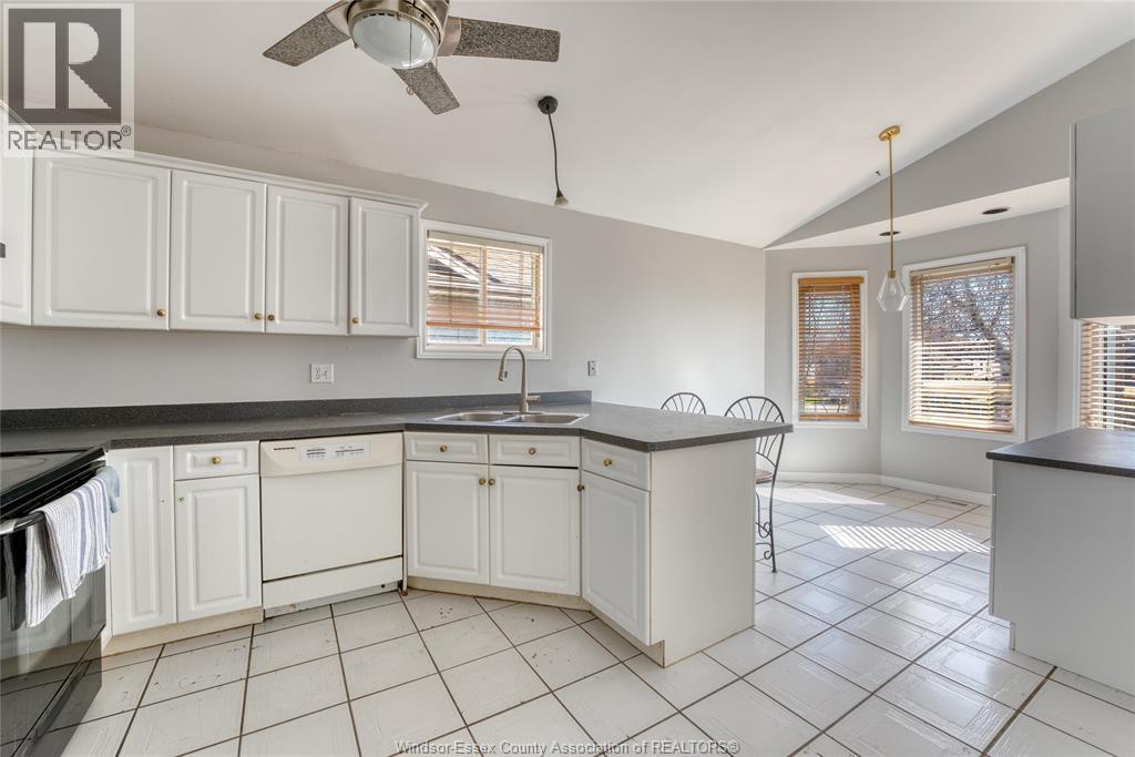 655 Michael Drive, Tecumseh, Ontario  N8N 4N2 - Photo 10 - 26008612