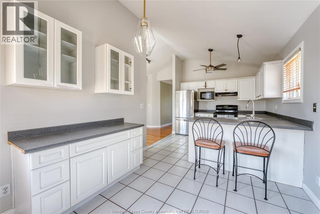 655 Michael Drive, Tecumseh, Ontario  N8N 4N2 - Photo 13 - 26008612