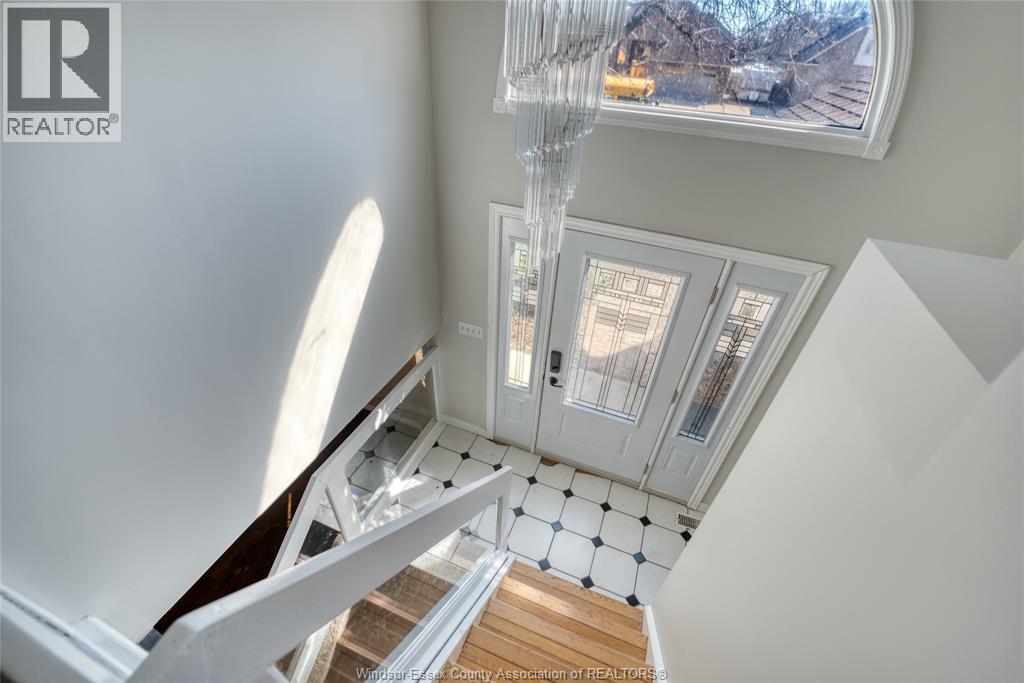 655 Michael Drive, Tecumseh, Ontario  N8N 4N2 - Photo 7 - 26008612