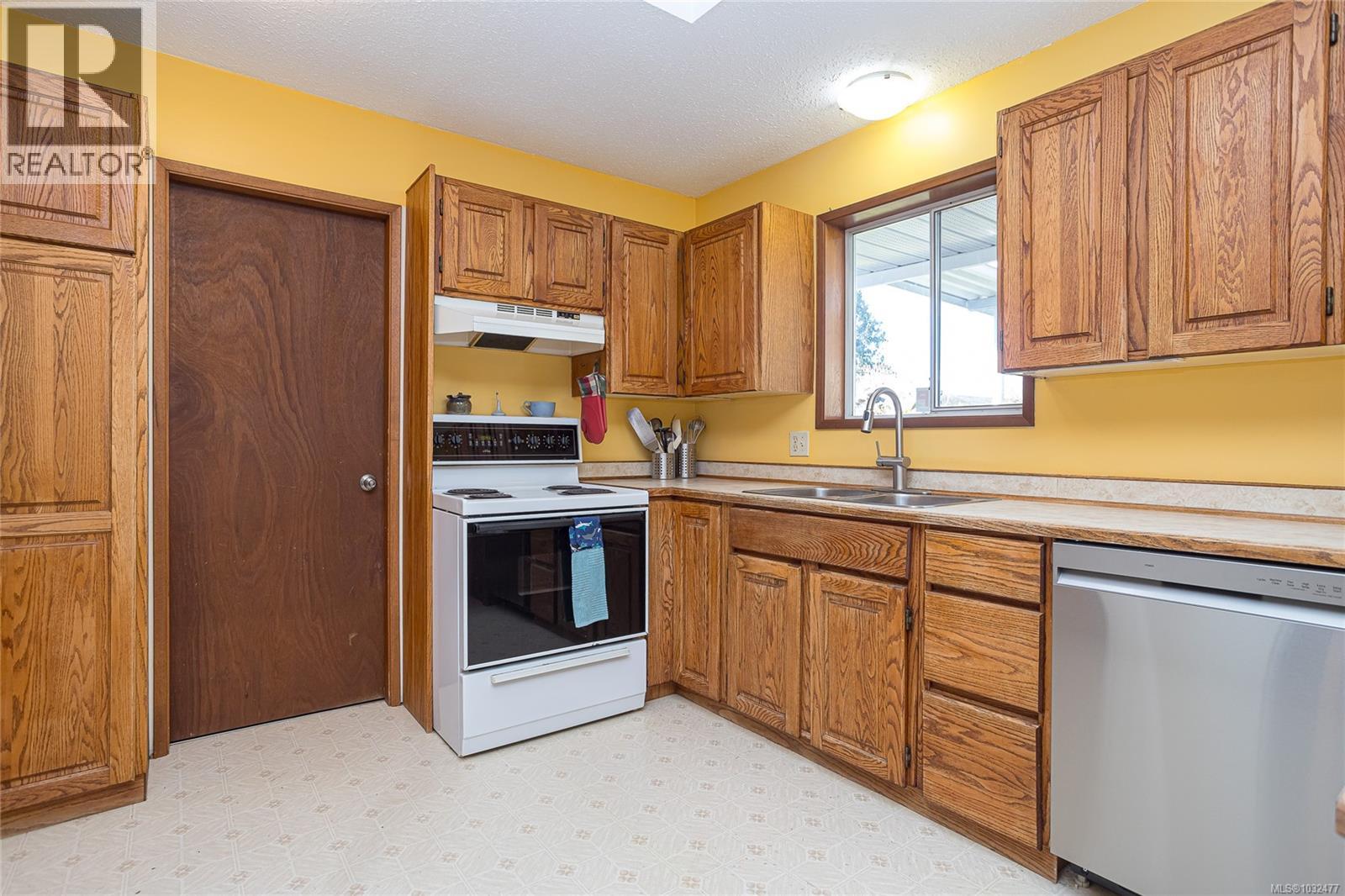 377 Campbell St, Duncan, British Columbia  V9L 3H7 - Photo 8 - 1032477