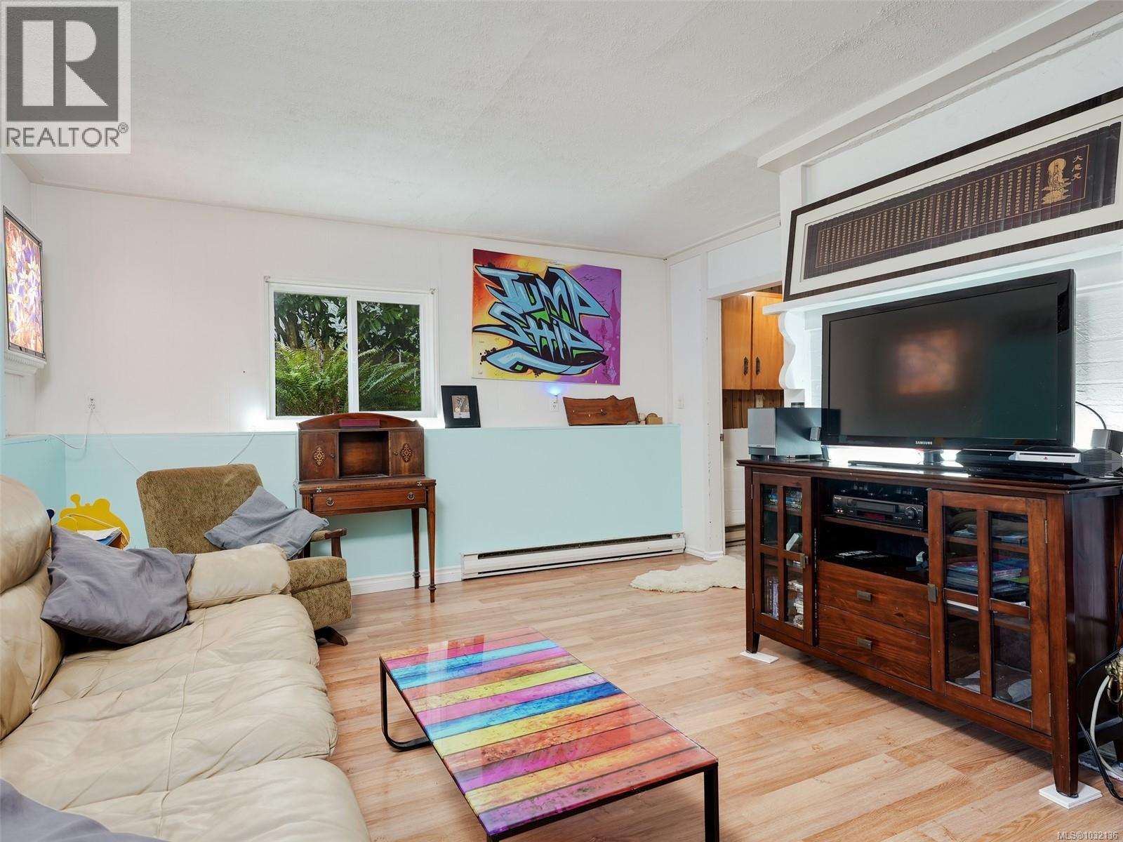 2430 Foul Bay Rd, Saanich, British Columbia  V8R 5A9 - Photo 14 - 1032136