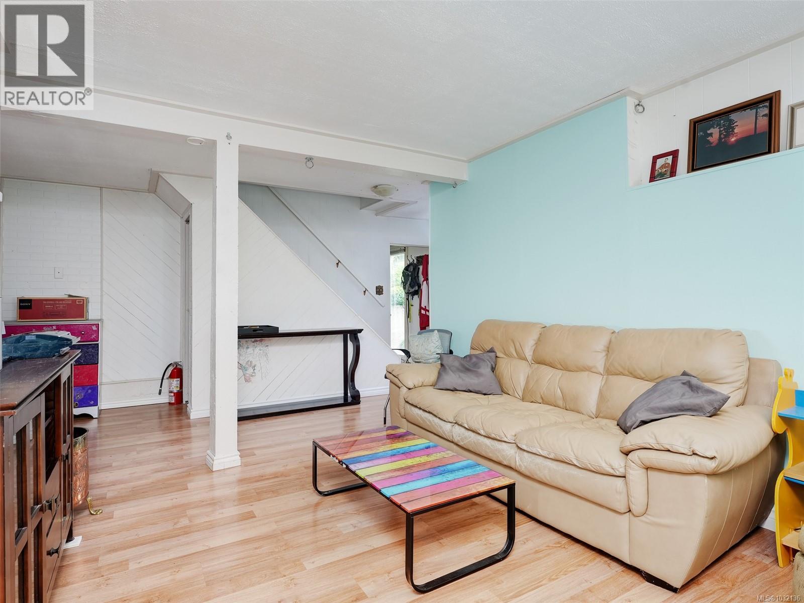 2430 Foul Bay Rd, Saanich, British Columbia  V8R 5A9 - Photo 15 - 1032136