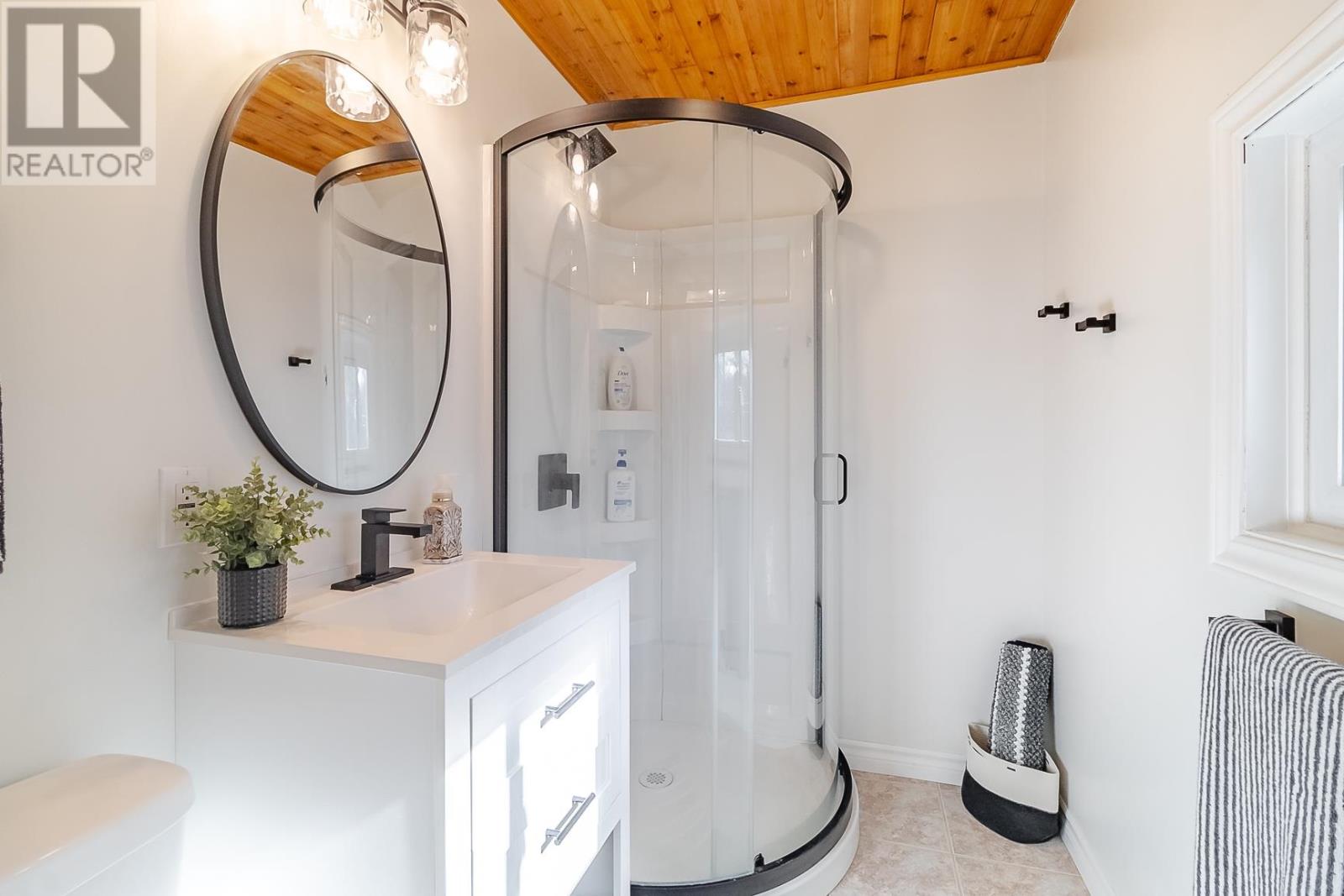 690 Walls Side Rd, Sault Ste. Marie, Ontario  P6A 6K4 - Photo 24 - SM260680