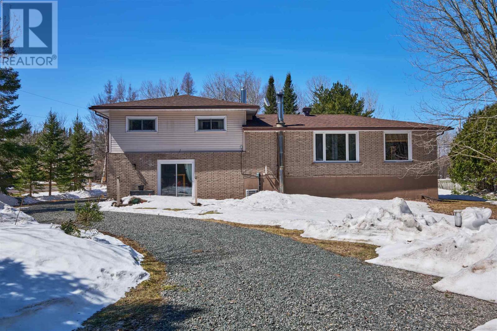 690 Walls Side Rd, Sault Ste. Marie, Ontario  P6A 6K4 - Photo 30 - SM260680