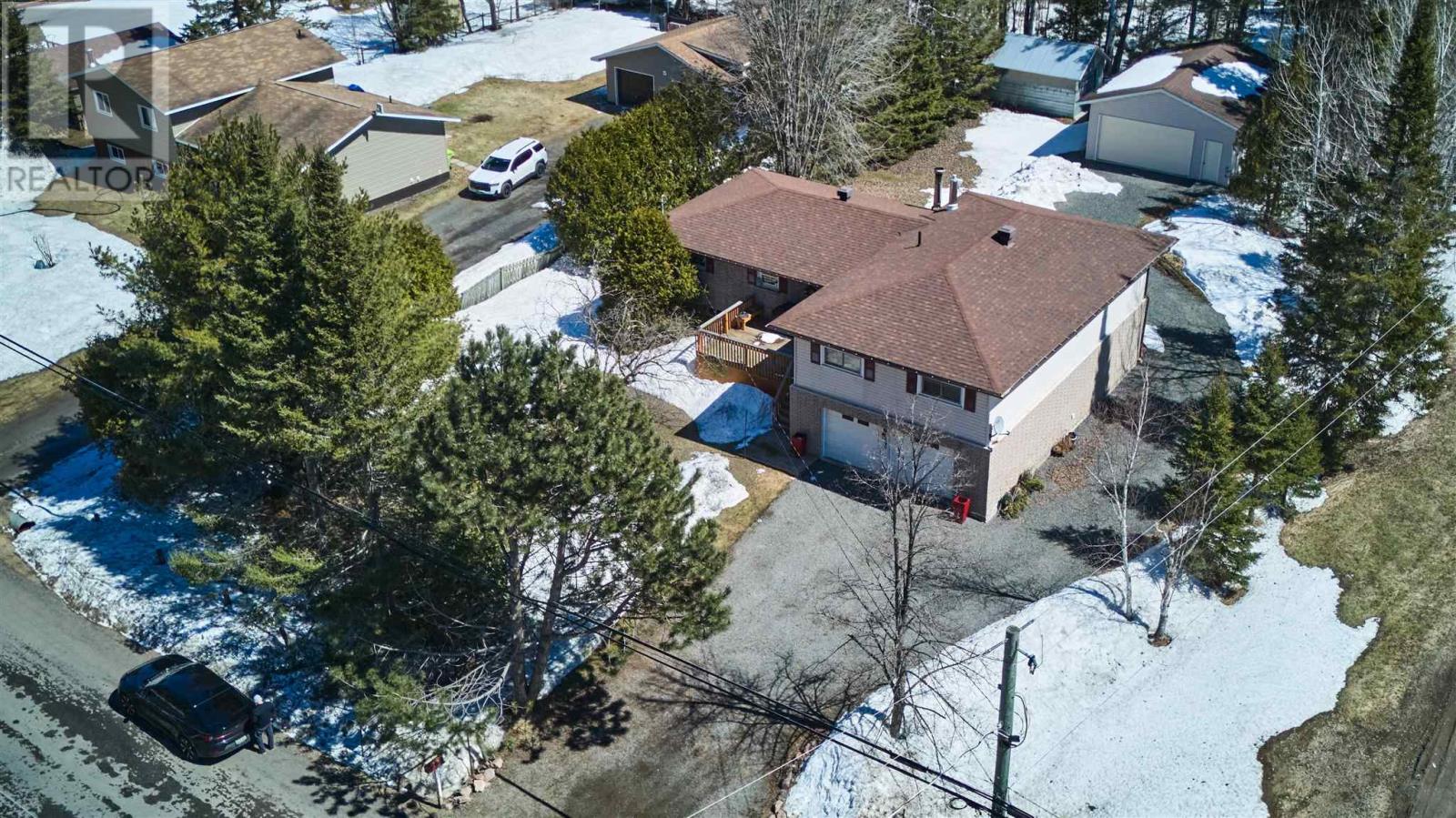 690 Walls Side Rd, Sault Ste. Marie, Ontario  P6A 6K4 - Photo 48 - SM260680