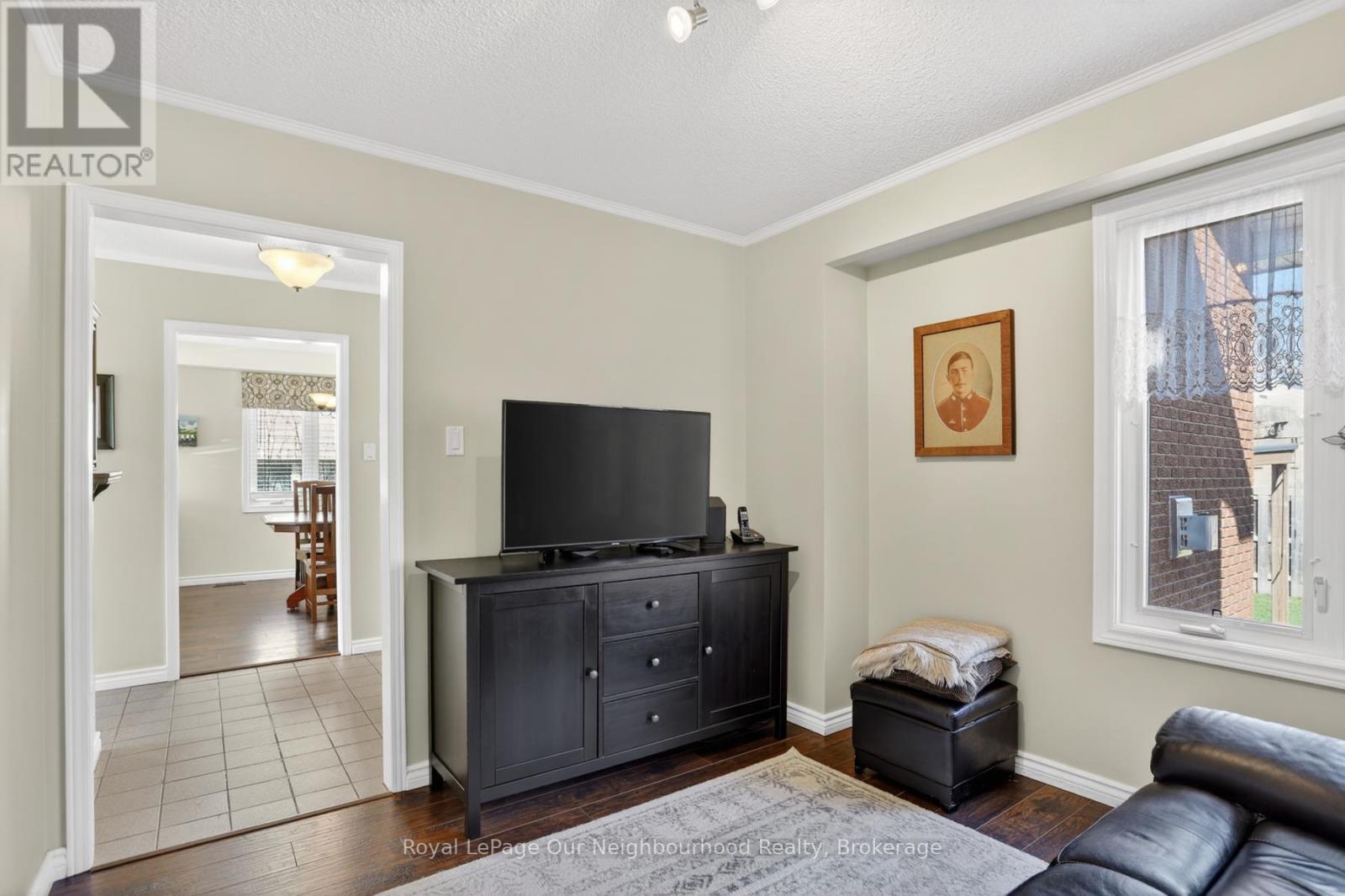 656 Hillcroft Street, Oshawa, Ontario  L1G 7K6 - Photo 15 - E13023336