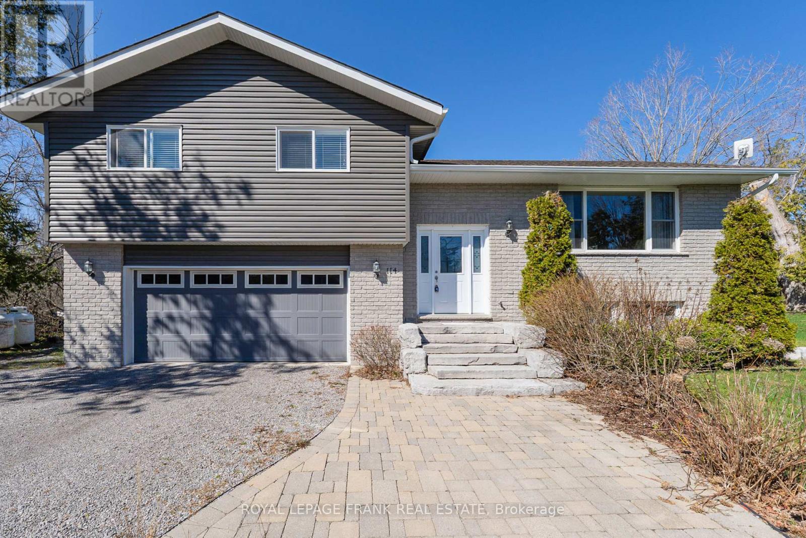 114 WEST STREET, kawartha lakes (bobcaygeon), Ontario