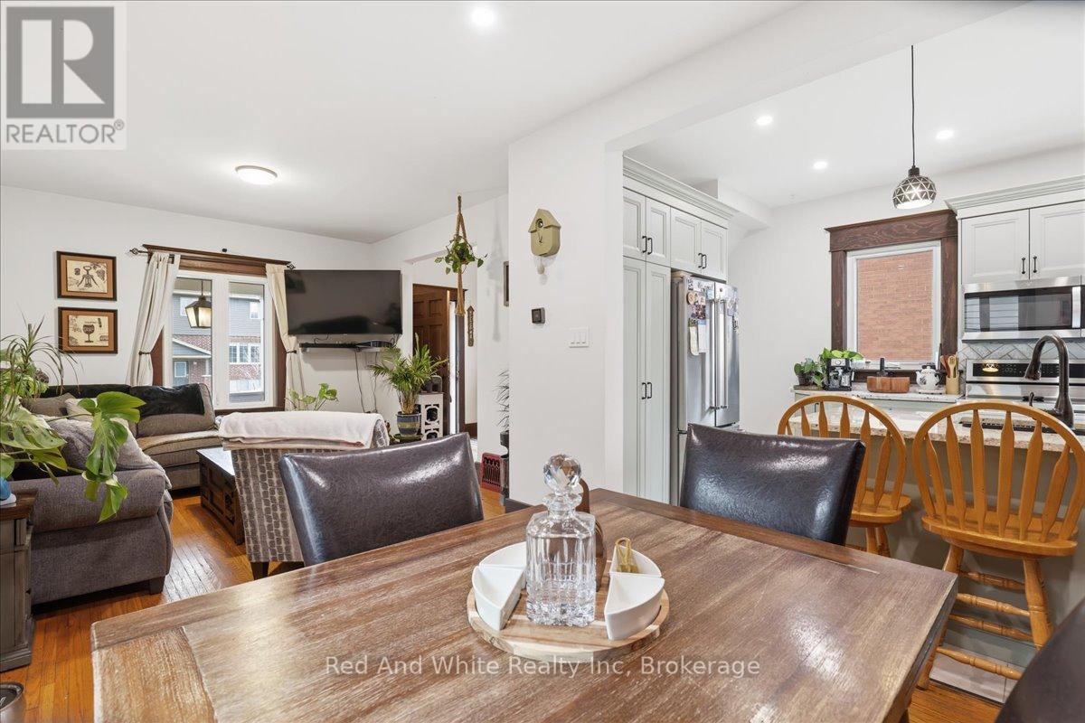 608 Ontario Street, Stratford, Ontario  N5A 3J5 - Photo 8 - X13023326