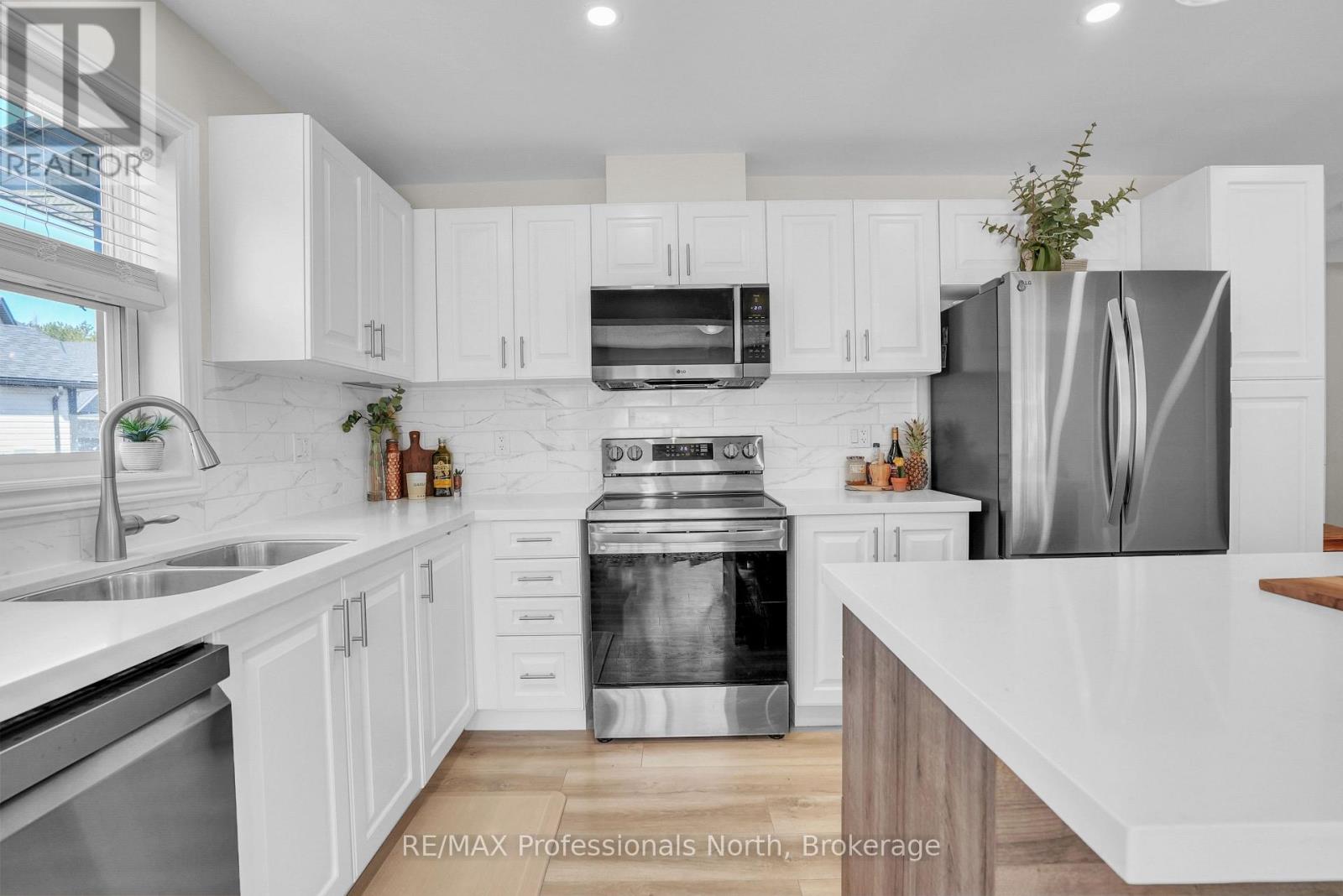 33 Whitehorn Park Road W, Bracebridge, Ontario  P1L 1W9 - Photo 12 - X13023360