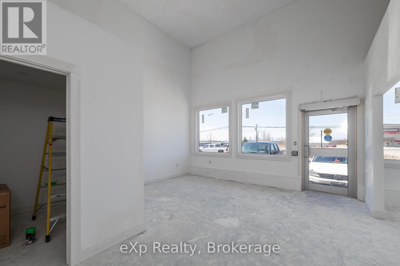 10075 Hwy 6, Georgian Bluffs, Ontario  N0H 2T0 - Photo 13 - X13023380