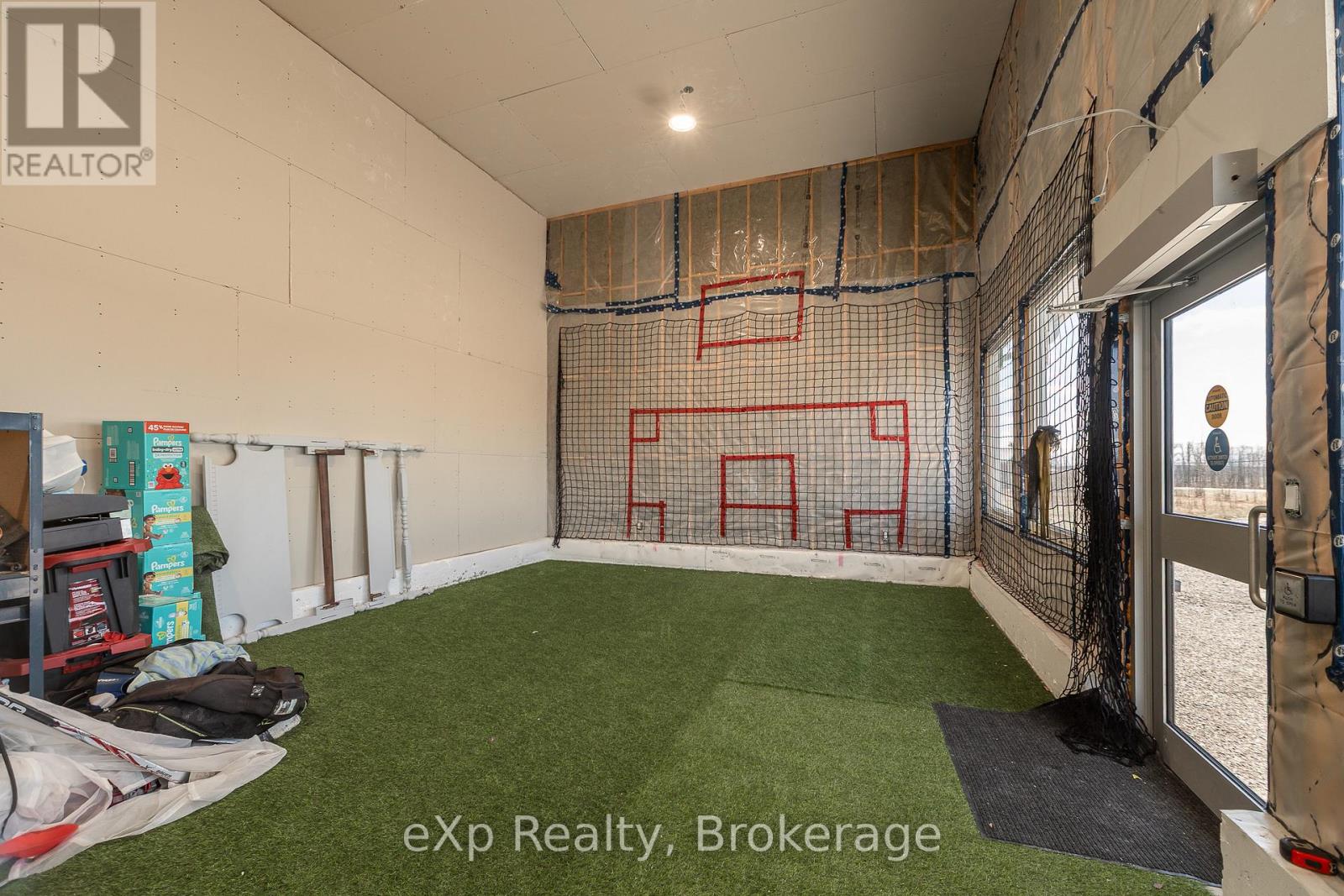 10075 Hwy 6, Georgian Bluffs, Ontario  N0H 2T0 - Photo 19 - X13023380