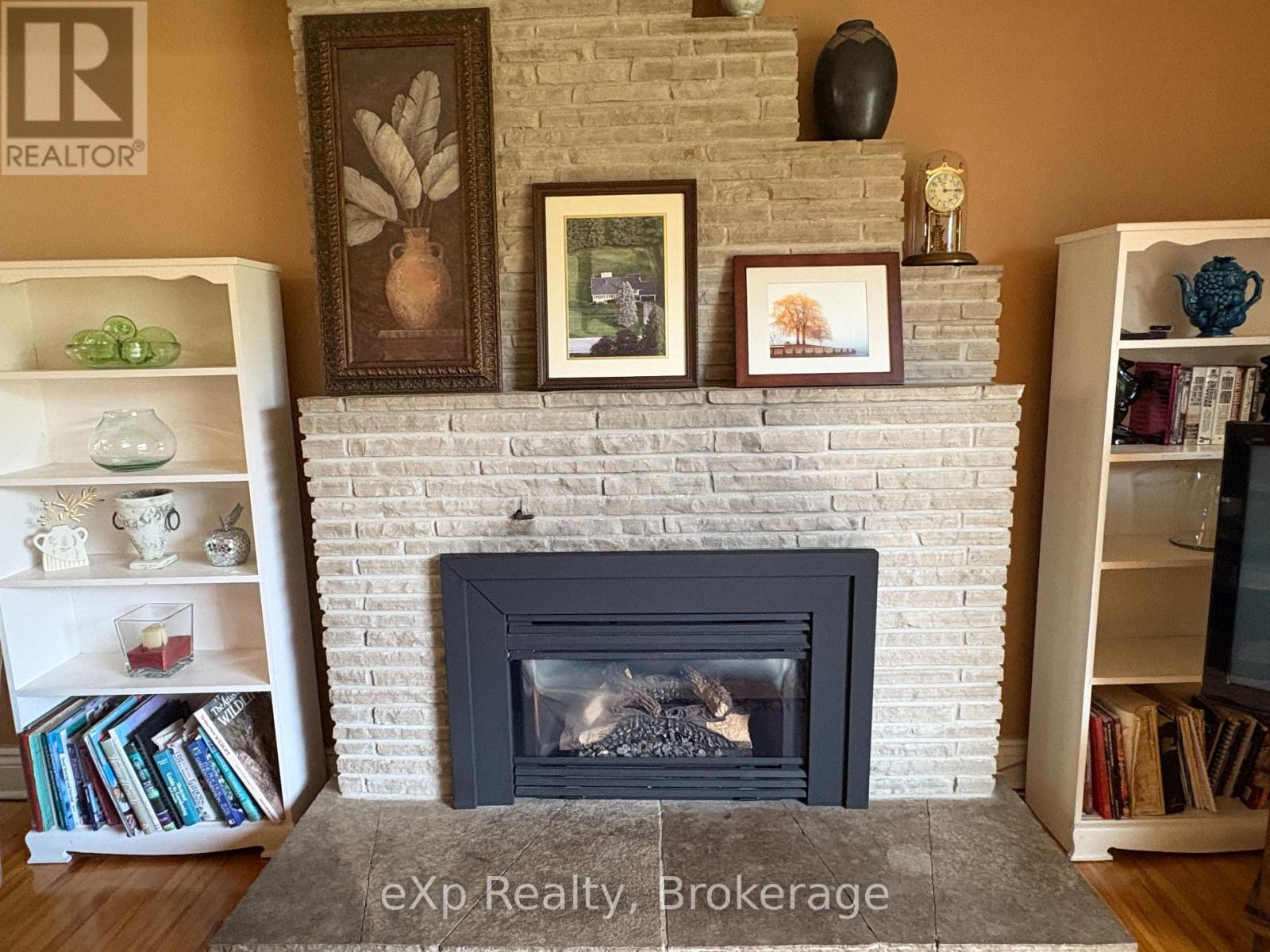 661 2nd Avenue Se, Georgian Bluffs, Ontario  N4K 5T2 - Photo 12 - X13023384