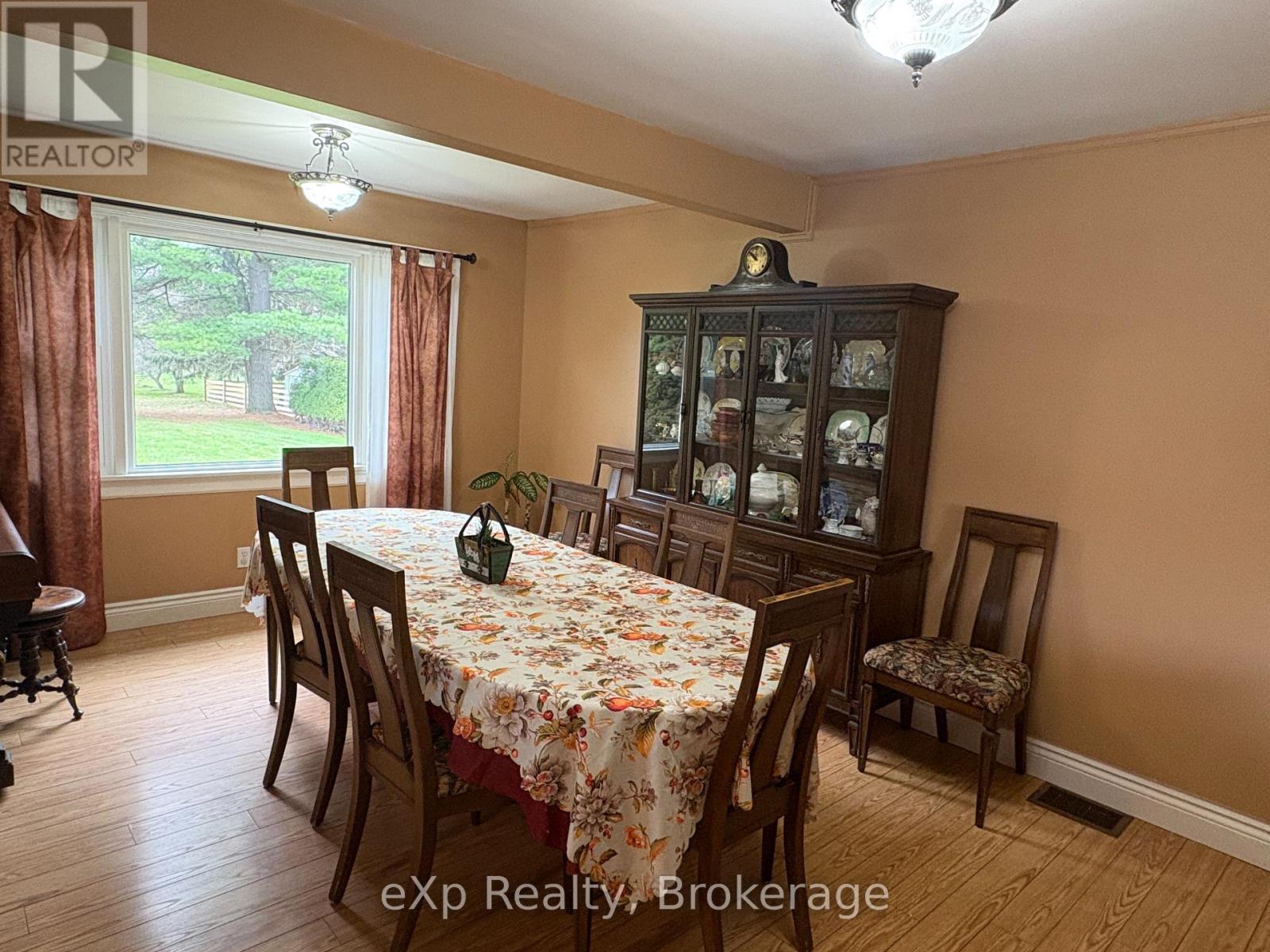 661 2nd Avenue Se, Georgian Bluffs, Ontario  N4K 5T2 - Photo 14 - X13023384