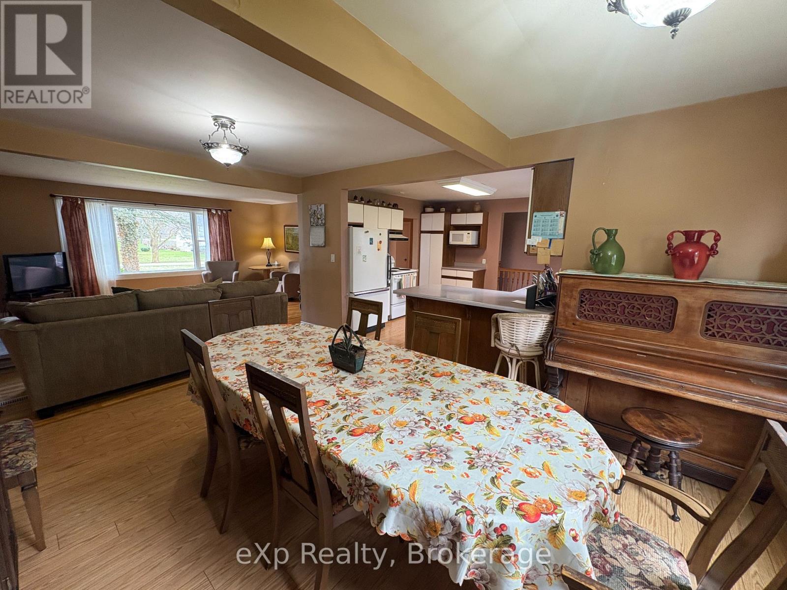 661 2nd Avenue Se, Georgian Bluffs, Ontario  N4K 5T2 - Photo 15 - X13023384