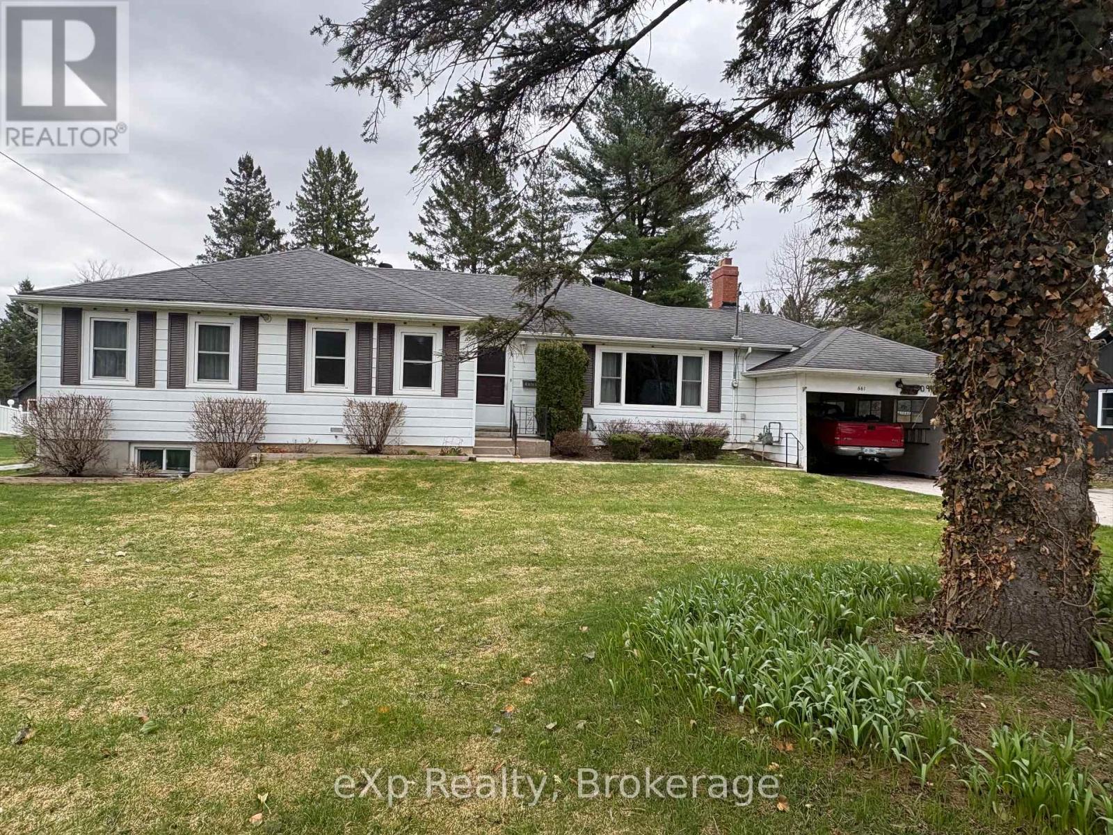 661 2nd Avenue Se, Georgian Bluffs, Ontario  N4K 5T2 - Photo 3 - X13023384