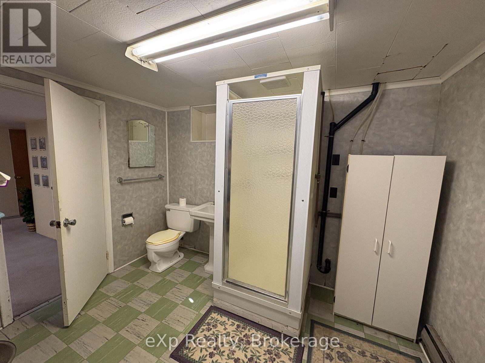 661 2nd Avenue Se, Georgian Bluffs, Ontario  N4K 5T2 - Photo 32 - X13023384