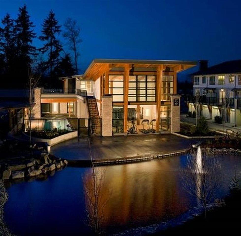 315 6688 120 STREET, surrey, British Columbia