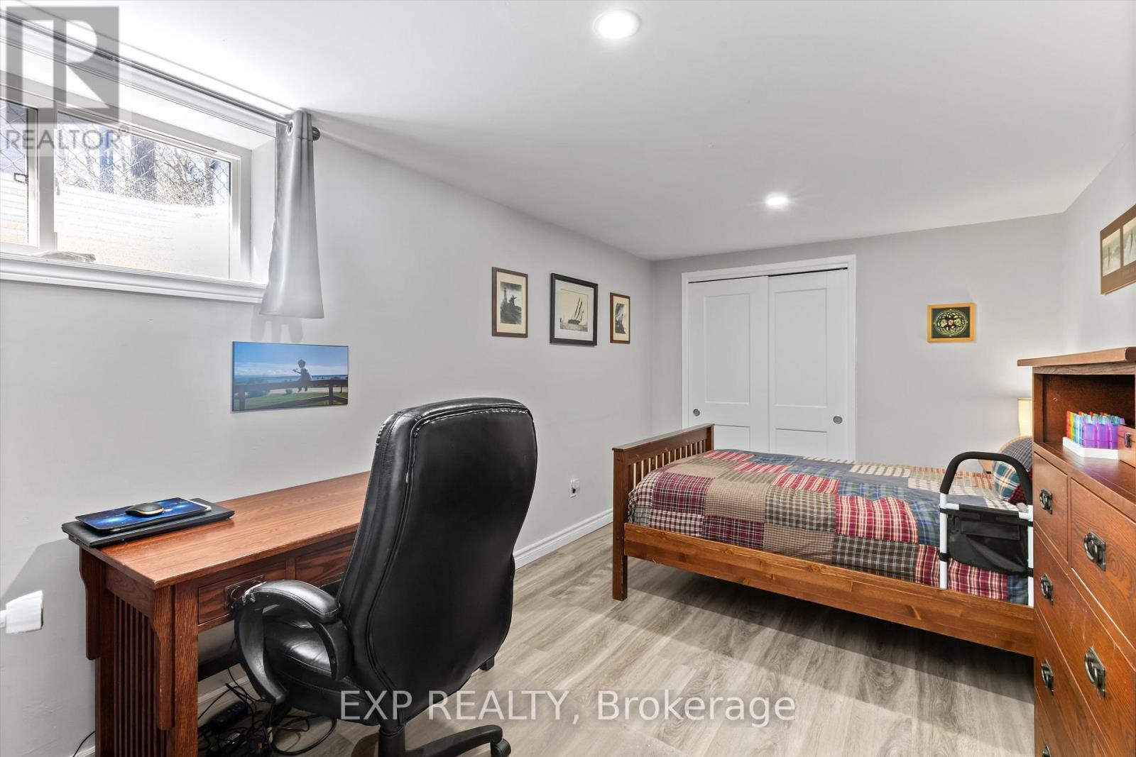 34 Connor Drive, Whitchurch-Stouffville, Ontario  L4A 7X3 - Photo 12 - N12980846