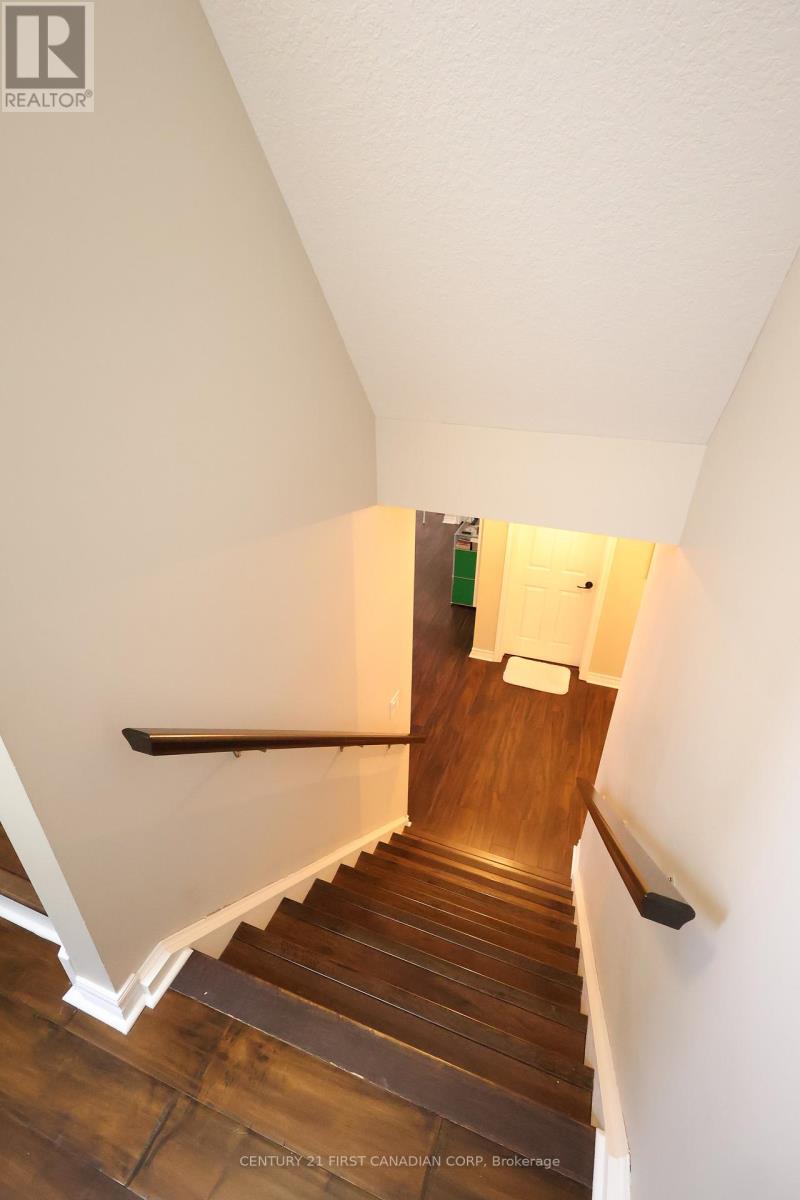 2369 Torrey Pines Way, London North, Ontario  N6G 0K6 - Photo 22 - X12846578