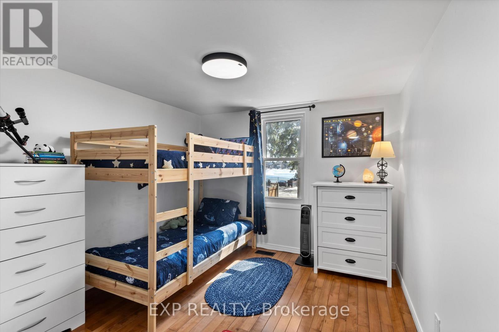 34 Connor Drive, Whitchurch-Stouffville, Ontario  L4A 7X3 - Photo 9 - N12980846