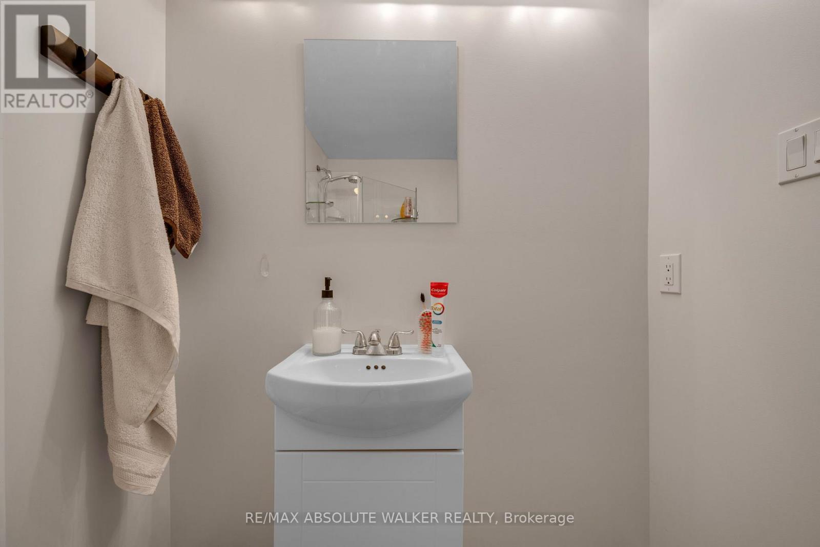 286 Cambridge Street Avenue N, Ottawa, Ontario  K1R 6X5 - Photo 44 - X12949132