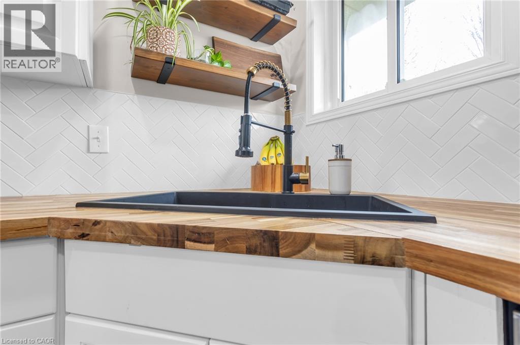 22 Lorraine Avenue, Tillsonburg, Ontario  N4G 4V3 - Photo 10 - 40822681