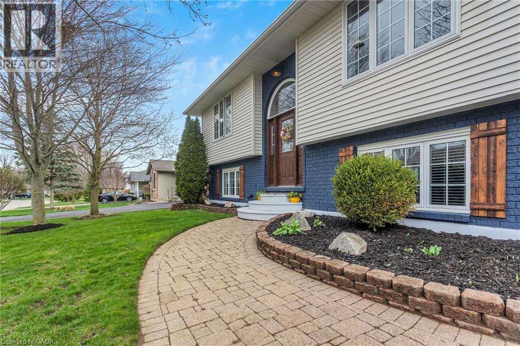 22 Lorraine Avenue, Tillsonburg, Ontario  N4G 4V3 - Photo 5 - 40822681