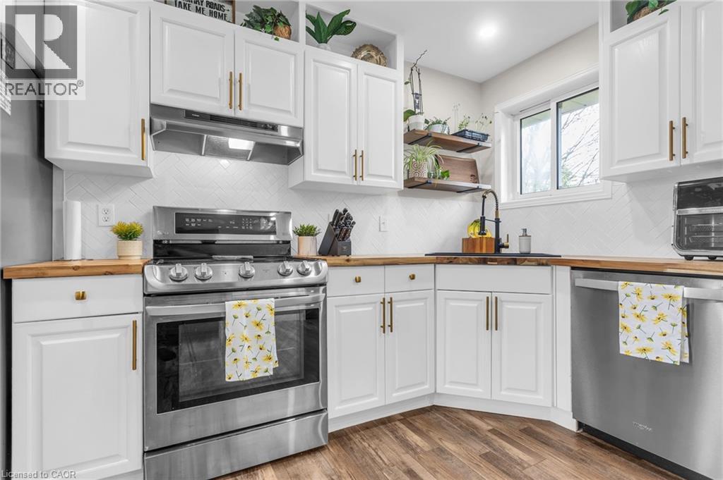 22 Lorraine Avenue, Tillsonburg, Ontario  N4G 4V3 - Photo 8 - 40822681