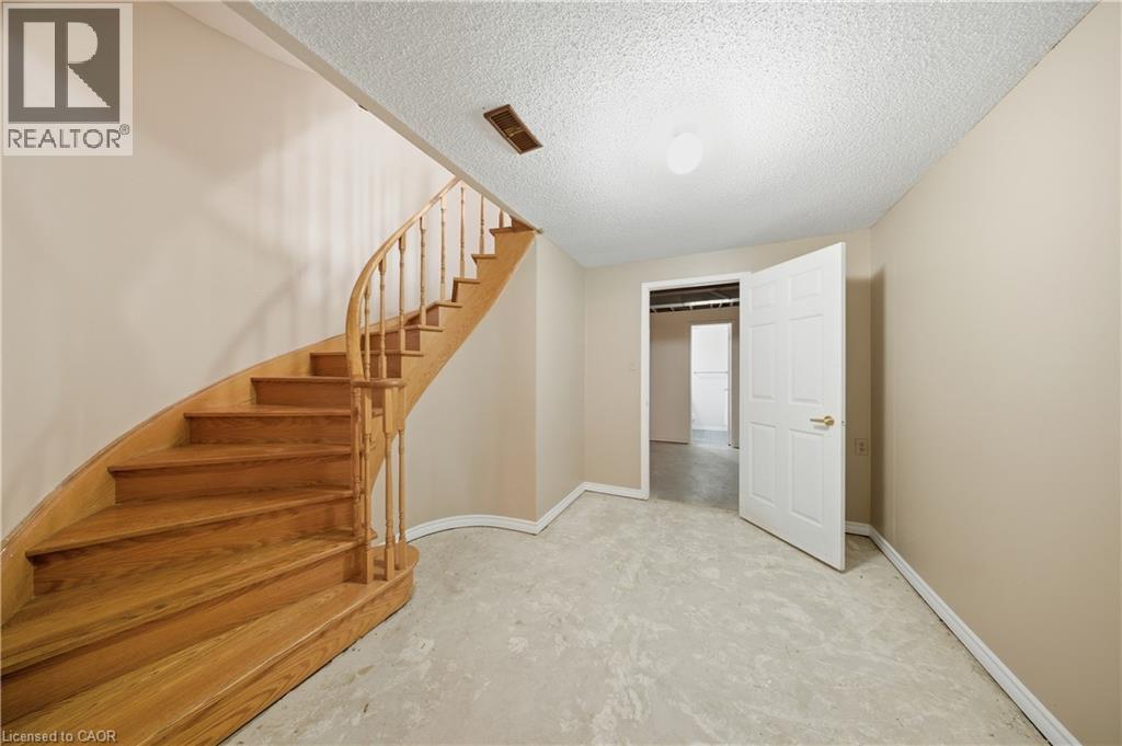 85 Professor's Lake Parkway, Brampton, Ontario  L6S 4T4 - Photo 37 - 40821886