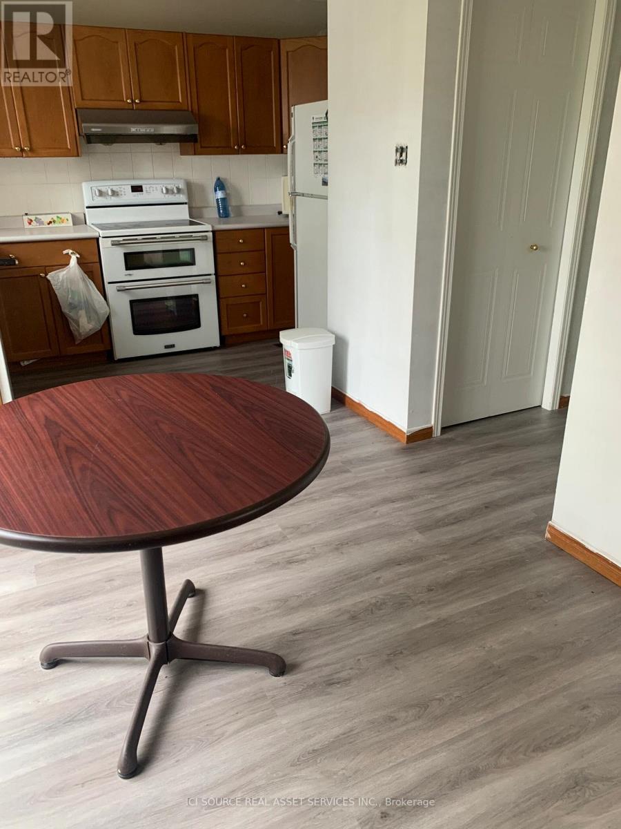 19 Tanoak Drive, London North, Ontario  N6G 4Z9 - Photo 8 - X12875292