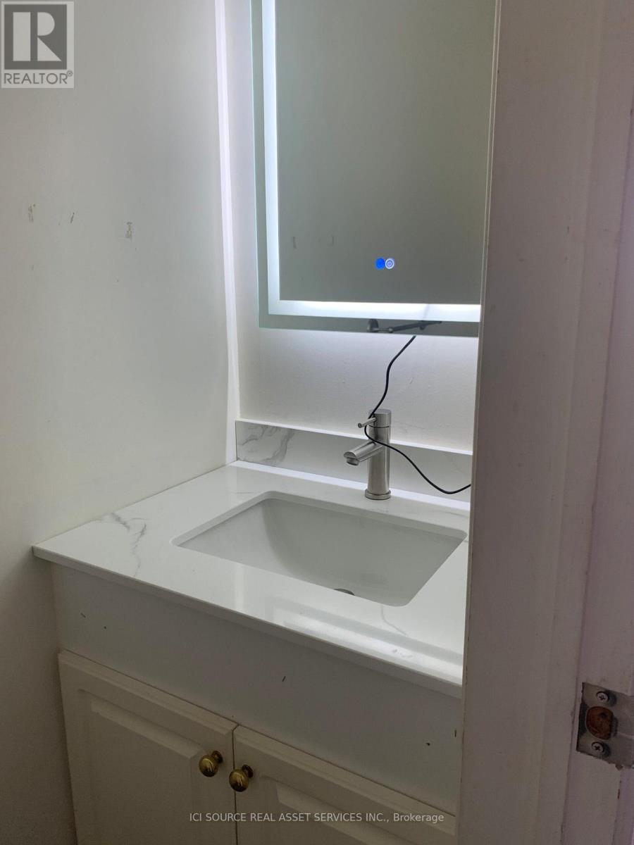 19 Tanoak Drive, London North, Ontario  N6G 4Z9 - Photo 9 - X12875292