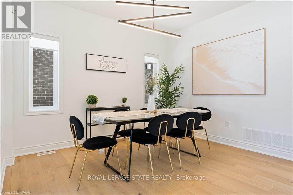 66 Cesar Place, Hamilton, Ontario  L9G 0G3 - Photo 3 - X13020668