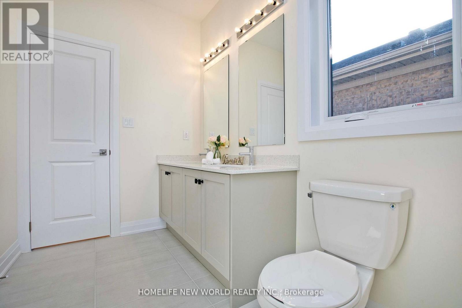 240 Seguin Street N, Richmond Hill, Ontario  L4E 2Y5 - Photo 24 - N12858112